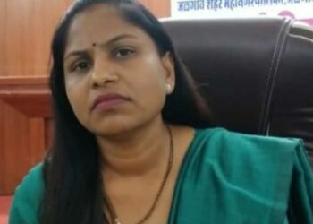 जळगाव मनपा आयुक्त विद्या गायकवाड यांच्या बदलीला स्थगिती