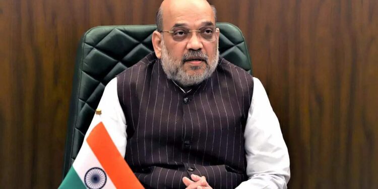 मोठी बातमी ! महाराष्ट्र-कर्नाटक सीमावादावर गृहमंत्री अमित शहांनी दिले ‘हे’ निर्देश