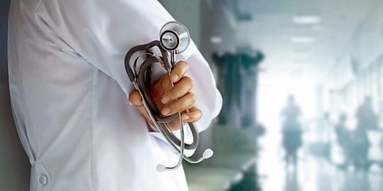 देशातील बोगस डॉक्टरांवर सीबीआयचे छापे ; जळगावसह धुळ्यातील या डॉक्टरांवर गुन्हा दाखल