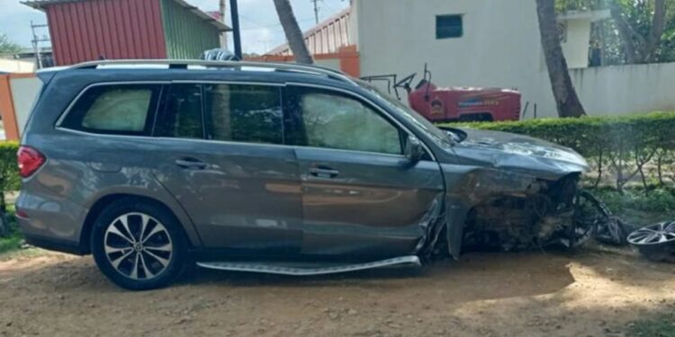 पंतप्रधान नरेंद्र मोदींच्या भावाच्या गाडीला अपघात