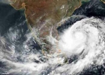 पुन्हा एकदा चक्रीवादळाचा धोका ; महाराष्ट्रावर काय परिणाम होणार? हवामान खात्याने जारी केला अलर्ट