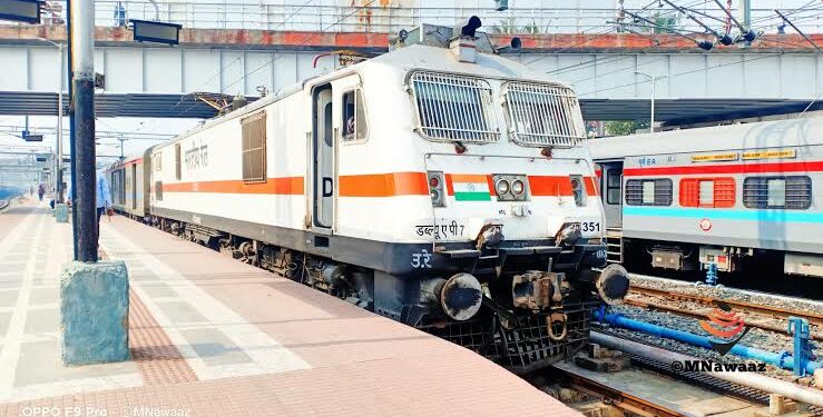 रेल्वेच्या नवीन सुविधा, योजना व प्रवाशांना मिळणाऱ्या या सेवा पाहून तुम्हालाही वाटेल आश्चर्य!