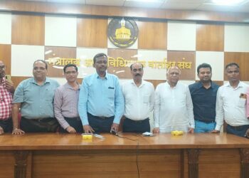 मंत्रालय विधीमंडळ वार्ताहर संघाच्या अध्यक्षपदी प्रमोद डोईफोडे तर कार्यकारिणी सदस्यपदी लोकशाहीचे कमलाकर वाणी यांची निवड