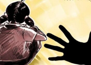 8वीतील मुलगा 6वीत शिकत असलेल्या मुलीच्या घरात शिरला अन्.. मुलाच्या कृत्याने गावातील सर्वच जण हादरले