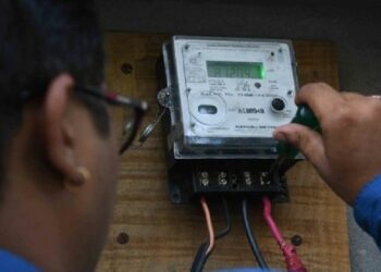 वीज बिलाने हैराण झाले आहात? मग चिंता सोडा.. या उपकरनाणे वीज बिल येणार शून्य!