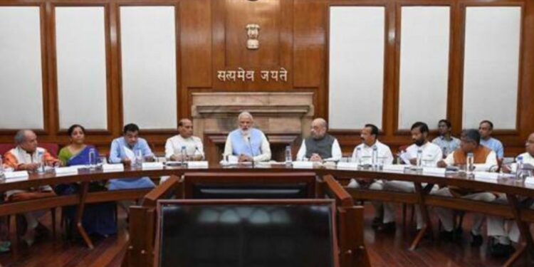 मोदी सरकारची भेट! BHIM आणि RuPay कार्डवर कॅशबॅक मिळेल, मंत्रिमंडळाच्या बैठकीत केल्या ‘या’ मोठ्या घोषणा