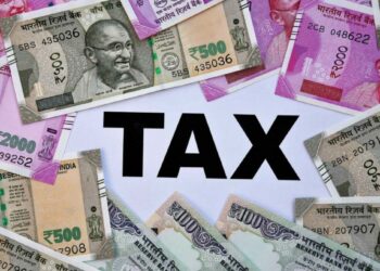 आणखी एक खुशखबर..! 10 लाखांपर्यंतच्या उत्पन्नावर फक्त ‘इतका’ कर लागेल, टॅक्स स्लॅब बदलला!