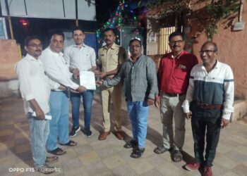 पत्रकारांची बदनामी केल्या प्रकरणी गुन्हा दाखल होणे बाबत पाचोरा पोलिसात तक्रार अर्ज ; कारवाईची मागणी