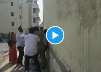 पुण्यातील पोटनिवडणुकीला गालबोट ; भाजप-कलाटे समर्थकामध्ये मारामारी, VIDEO व्हायरल