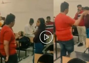 वर्गातच प्रोपज करायला गेला, पुढे मुलीने काय केलं पहा व्हिडीओ