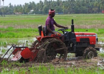 जळगाव जिल्ह्यातील ‘या’ लाभार्थ्यांना मिळणार मिनी टॅक्ट्रर खरेदीवर तब्बल 90 टक्के अनुदान