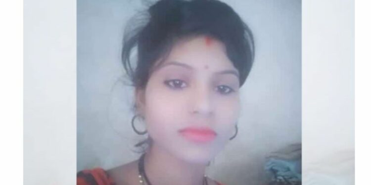 पाचोरा : खेळता-खेळता चिमुरडा घरी आला अन् आईला ज्या अवस्थेत पाहून ओरडतच सुटला