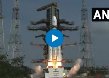 इस्रोच्या शिरपेचात आणखी एक मानाचा तुरा : भारतातल्या सर्वात मोठ्या रॉकेटचे यशस्वी प्रक्षेपण