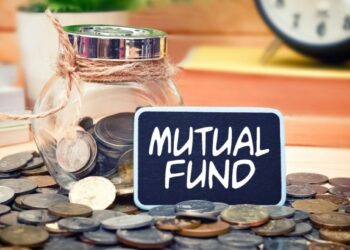 मुलांच्या भविष्यासाठी गुंतवणूक करण्याचा विचार करताय? मग म्युच्युअल फंड योजना आहे उत्तम, जबरदस्त परतावा मिळेल!