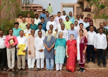 ‘सत्य’ जाणून घेण्यासाठी प्रयोग करणे आवश्यक – बरूण मित्रा