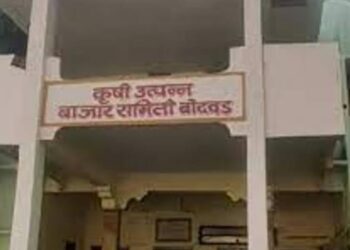 बोदवड: राष्ट्रवादीच्या पॅनलने १८ पैकी तब्बल १७ जागा जिंकल्या ; खडसेनां मोठं यश