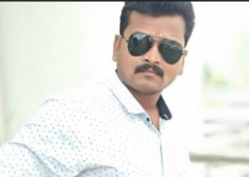 घरात येताच मुलाला वडिल नको त्या अवस्थेत दिसले अन्.. जळगावातील धक्कादायक घटना