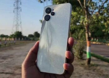 काय सांगता! फक्त 599 रुपयात मिळतोय ‘हा’ स्मार्टफोन, संधी चुकवू नका..