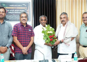 इंडियन मेडिकल असोसिएशनचे राष्ट्रीय सदस्य डॉ.मंगेश पाटे यांचा गोदावरीत सत्कार