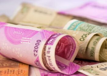 सामान्यांसाठी सरकारची जबरदस्त योजना! वार्षिक फक्त 436 रुपये भरा, 2 लाखांपर्यंतचा मिळेल लाभ