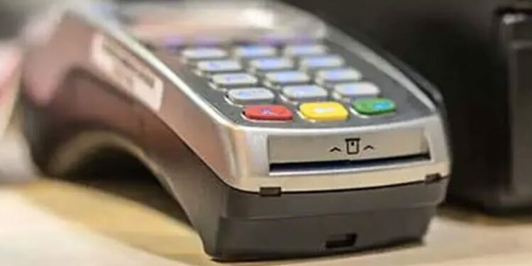 दुकानात खरेदीसाठी मोबाईल क्रमांक देण्याची गरज नाही ; सरकारने जारी केले आदेश