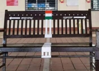 जळगाव-सुरत लाईनवर आहे देशाचे अनोखे रेल्वे स्थानक ; तुम्हाला माहितीय का? नसेल तर घ्या जाणून