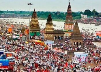 वारकऱ्यांसाठी खुशखबर..! आषाढी एकादशीनिमित्त पंढरपूरला जाणाऱ्या वारकऱ्यांसाठी घेतला ‘हा’ निर्णय