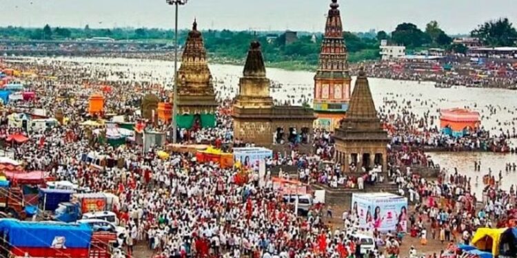वारकऱ्यांसाठी खुशखबर..! आषाढी एकादशीनिमित्त पंढरपूरला जाणाऱ्या वारकऱ्यांसाठी घेतला ‘हा’ निर्णय
