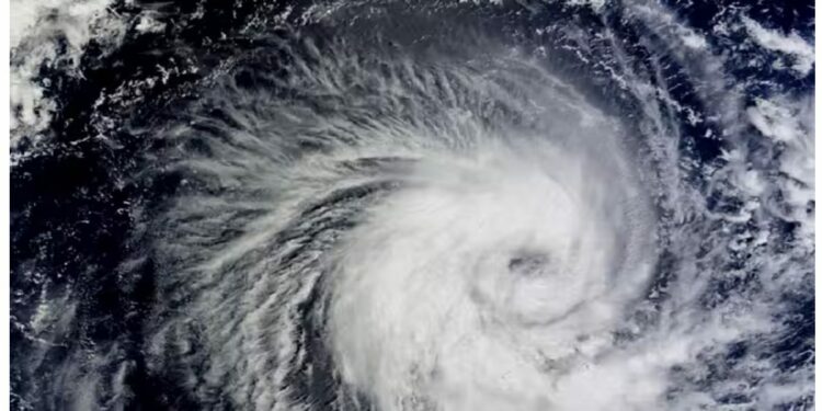 मोचा चक्रीवादळाचा प्रभाव जळगावसह खान्देशात जाणवणार का? कुठे बसणार फटका??