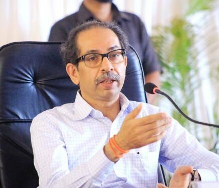 उद्धव ठाकरे व कुटुंबियांची सुरक्षा व्यवस्था कमी केल्याप्रकरणी गृह विभागाचा खुलासा