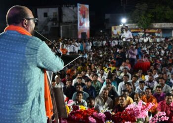 जनतेचा आशीर्वाद, कार्यकर्त्यांची साथ, केलेला विकास. यामुळे विजयाचा विश्‍वास !