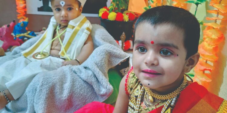 विठठल रूक्मीणीची वारी डॉ उल्हास पाटील वैद्यकिय महाविद्यालयाच्या दारी