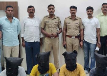 अरे बापरे! विष पाजून तरुणाला संपविले ; पोलिसांनी चौघांच्या मुसक्या आवळल्या