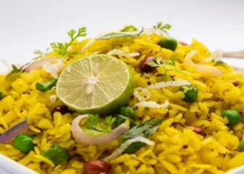 नाष्ट्याचा पोहे खाणे सुरु करा ; फायदे वाचून चकित व्हाल..