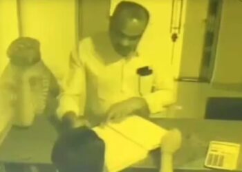 आमदार महिलेला घेऊन हॉटेलवर पोहोचला, तितक्यात मागून नवरा आला अन्.. VIDEO व्हायरल