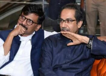 महाराष्ट्राच्या राजकारणातील महत्त्वाची बातमी ; उद्धव ठाकरेंसह संजय राऊतांना कोर्टाने बजावले समन्स