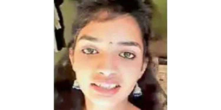 धक्कादायक ! जळगावात सुसाइड नोट लिहून 10वीच्या विद्यार्थिनीची आत्महत्या