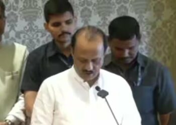 अजित पवारांसोबत कोणी कोणी घेतली शपथ? वाचा ..