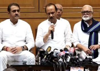 उपमुख्यमंत्र्यांची शपथ घेतल्यानंतर अजित पवारांनी केला ‘हा’ मोठा दावा..