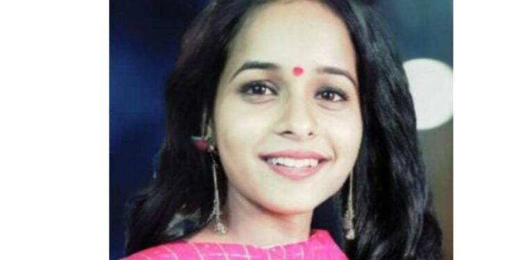 धक्कादायक : नवविवाहित तरुणीने विहिरीत उडी मारुन संपविले जीवस, तीन महिण्यापुर्वीचं प्रेम विवाह झाला होता