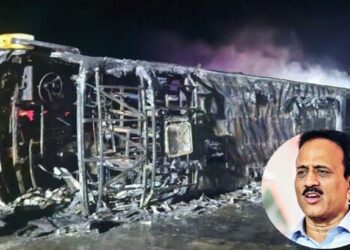 ..म्हणून अपघात झाला असावा ; बस अपघाताबाबत गिरीश महाजनांना शंका, काय म्हणाले पहा..