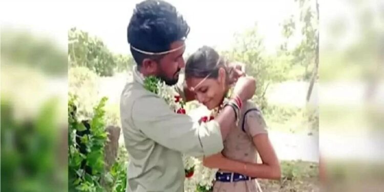 मुलीने मनाविरुद्ध प्रेमविवाह केला, रागाच्या भरात सरपंच बापाने केलं भयंकर..