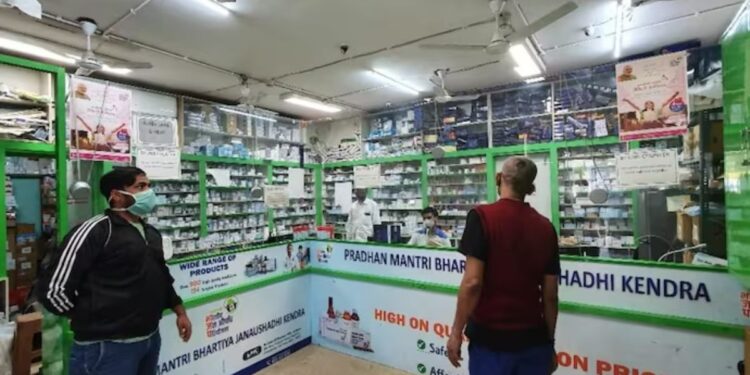 स्वत:चा व्यवसाय सुरु करायचाय? मग् स्वस्त औषधाचे दुकान उघडा, सरकार देईल भांडवल, कमिशनसह होईल भरपूर कमाई
