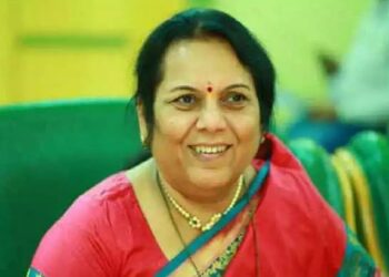 उद्धव ठाकरेंना मोठा धक्का ! नीलम गोऱ्हे शिंदे गटात जाणार?