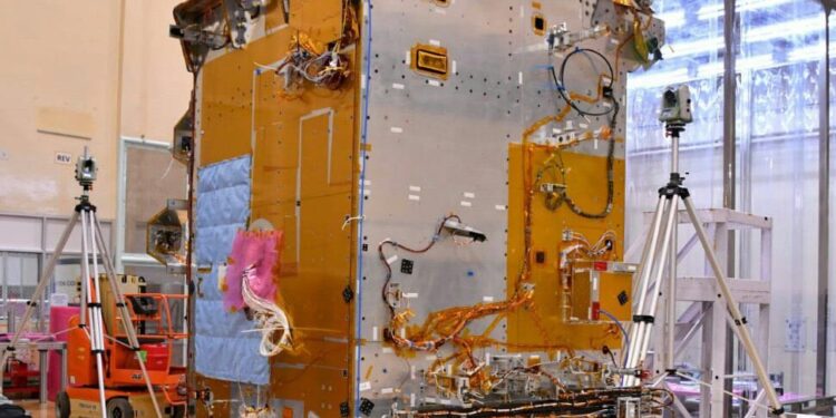 इस्रोची मोठी घोषणा ; सूर्याकडे जाण्याची तारीख ठरली !