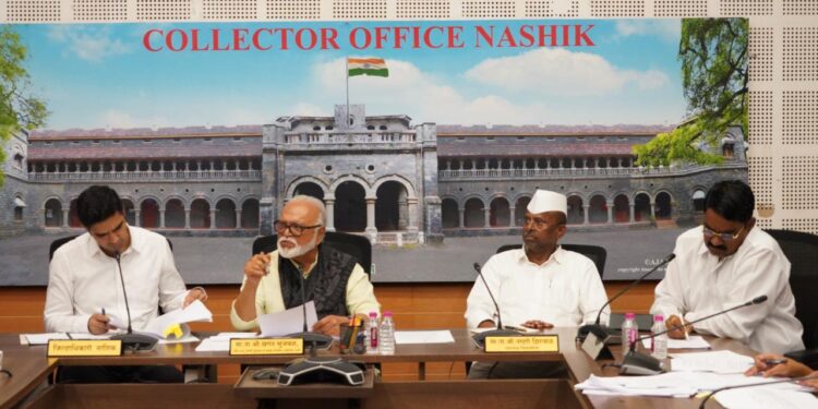 नाशिक कृषी टर्मिनल मार्केटसाठी १०० एकर जागा हस्तांतरणाची कार्यवाही तातडीने करा – मंत्री छगन भुजबळ