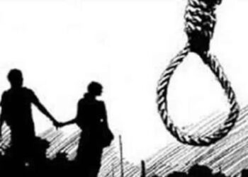 खळबळजनक ; हॉटेलच्या खोलीत लटकलेल्या अवस्थेत आढळला प्रेमियुगलाचा मृतदेह