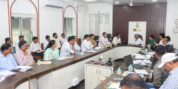 जिल्ह्यातील २६ महसूल मंडळात पावसाचा २१ दिवसांपेक्षा जास्त खंड ; मागेल त्या गावाला टँकरने पाणी पुरवठा!