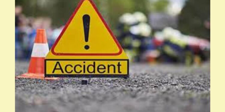 मुक्ताईनगर जवळ विचित्र अपघात पूर्णाड येथील दोन ठार चार गंभीर जखमी