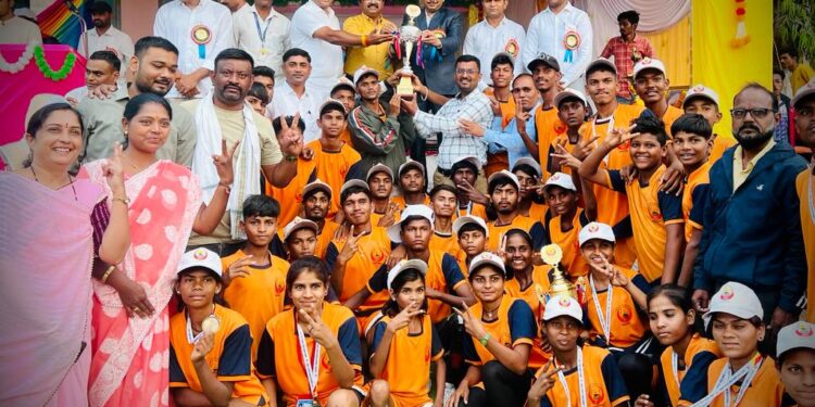 आदिवासी विकास विभागाच्या क्रीडा स्पर्धांना उत्स्फूर्त प्रतिसाद ; जिल्ह्यातील ४९ आश्रमशाळेतील १२१२ स्पर्धेकांचा समावेश